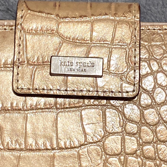 Kate Spade Gold Croc Skin Cashmere Long Clutch Snap Wallet EUC - Picture 3 of 12